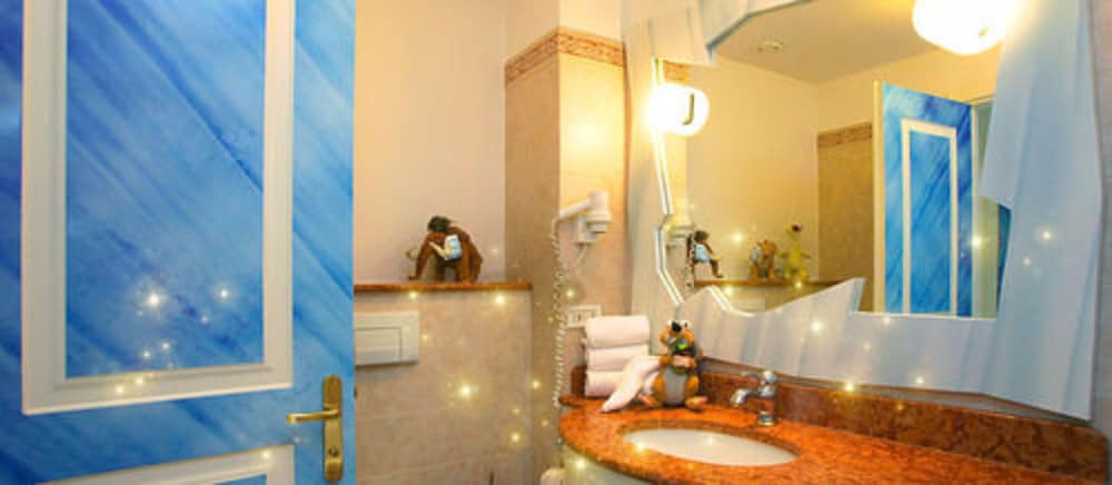 Gardaland Hotel Resort 65/65