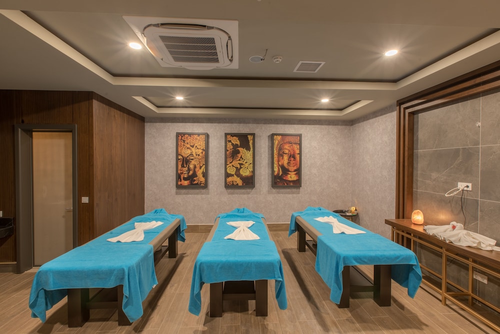 Maxeria Blue Didyma Hotel 34/68