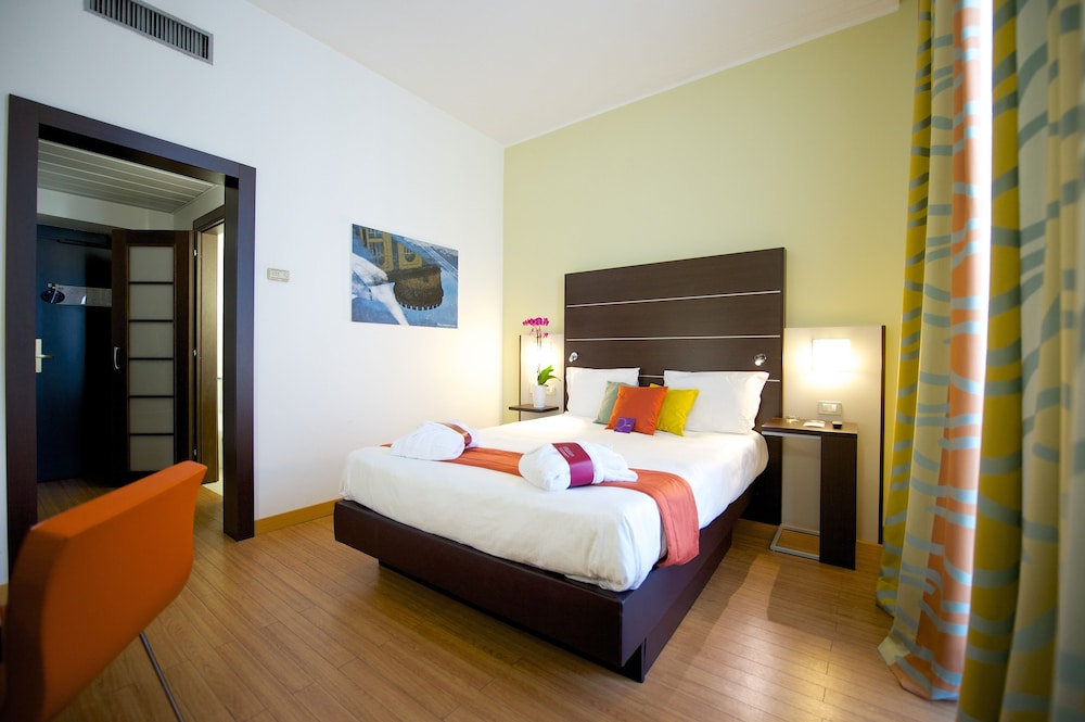 Mercure Napoli Centro Angioino 16/47