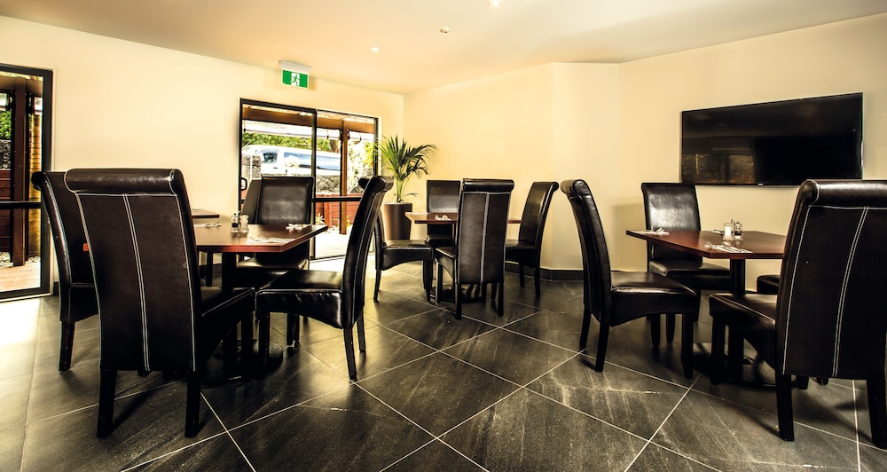 Edit Auckland Greenlane 48/62