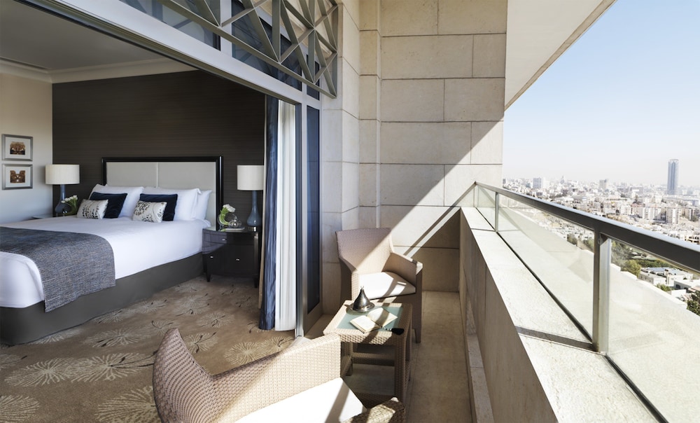 Four Seasons Hotel Amman 18/53