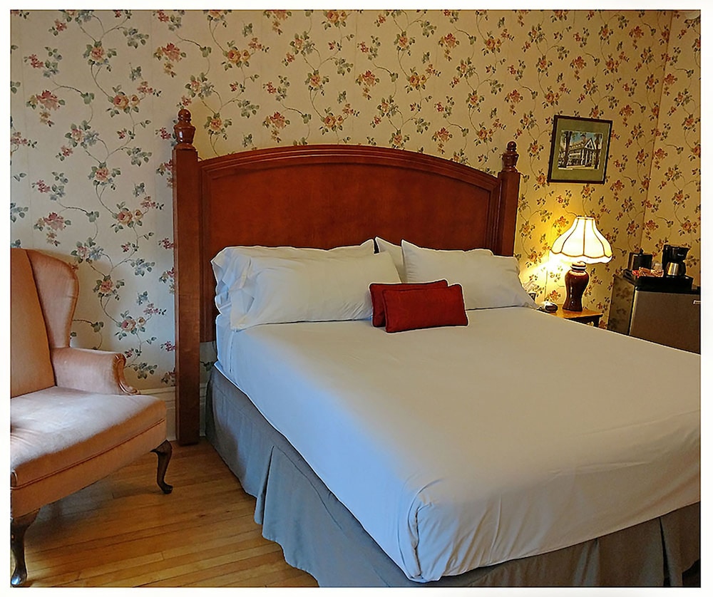 Thayers Inn 21/68