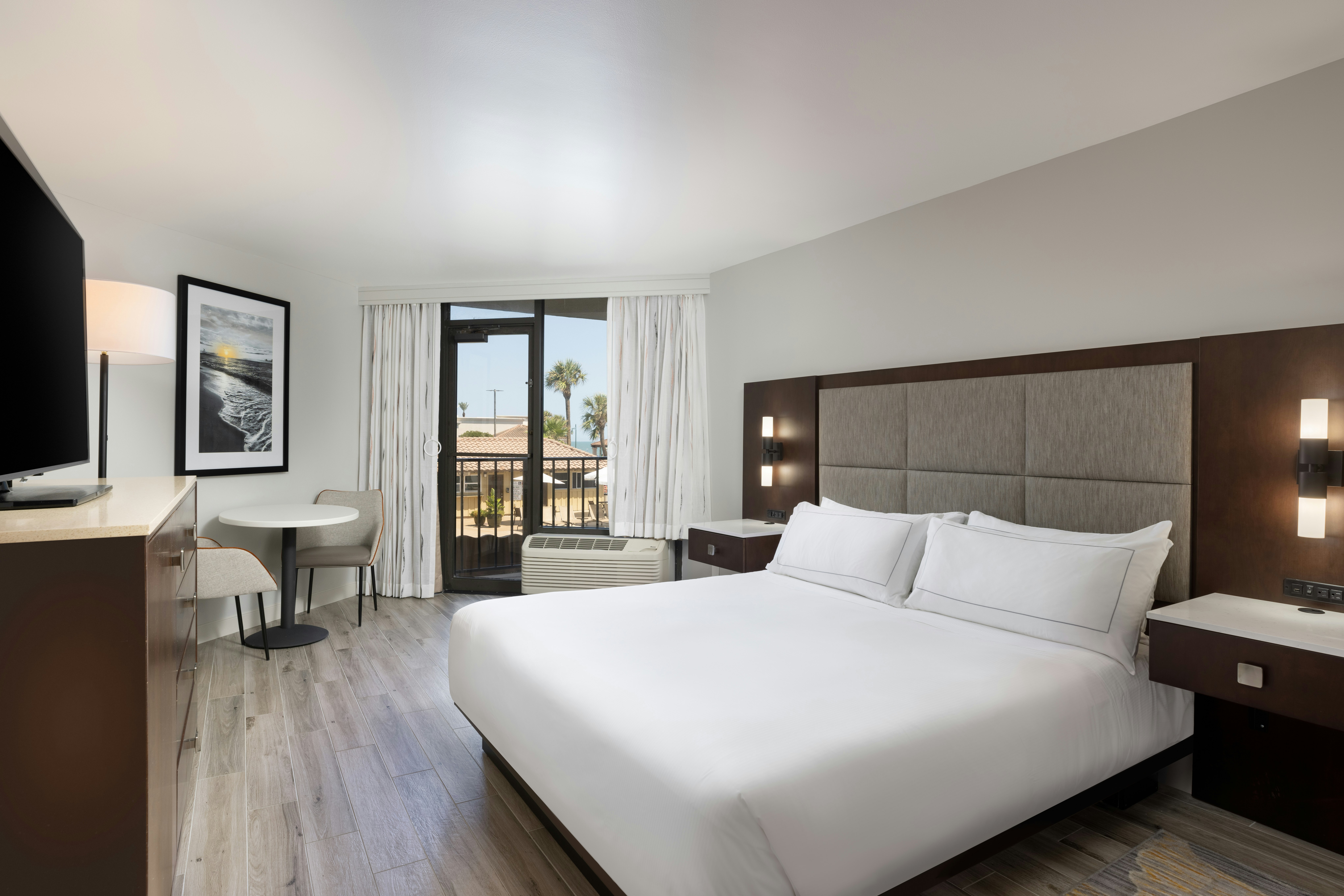 Room, King Bed, Gulf View, Accessible