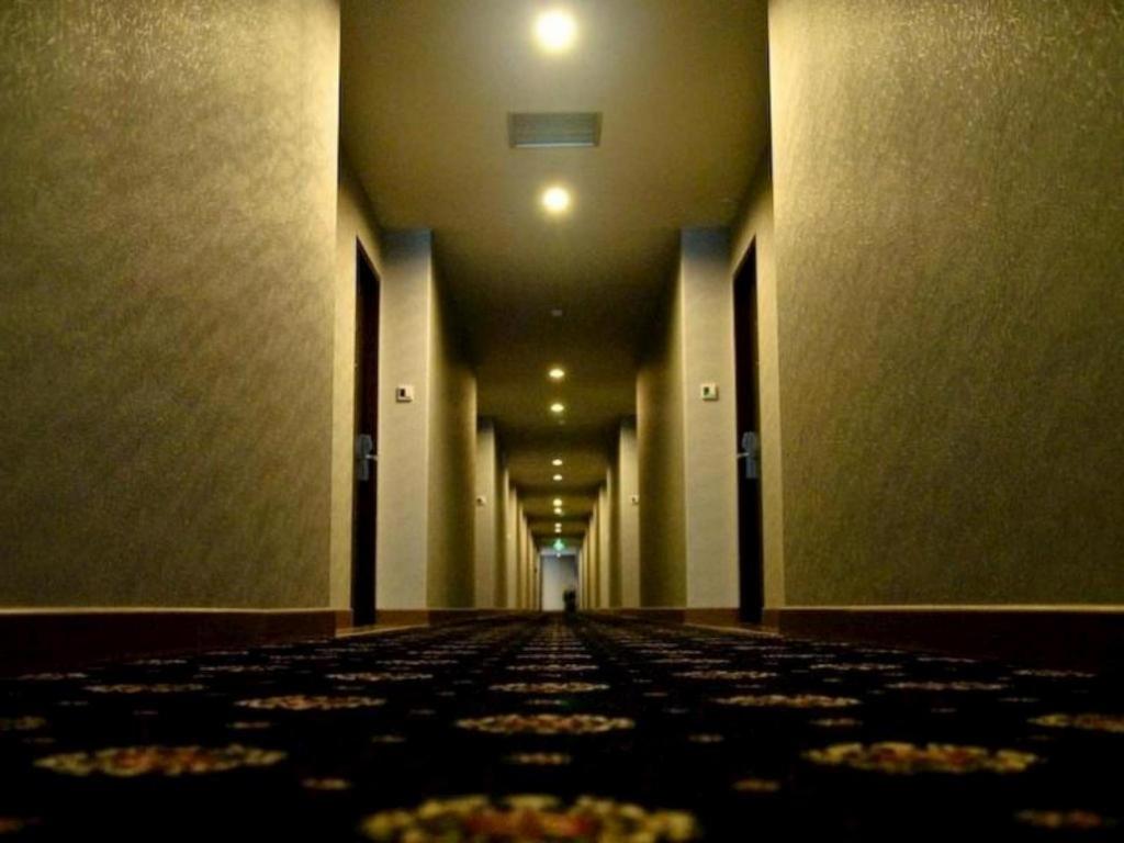 Star Hotel Pontianak 35/39