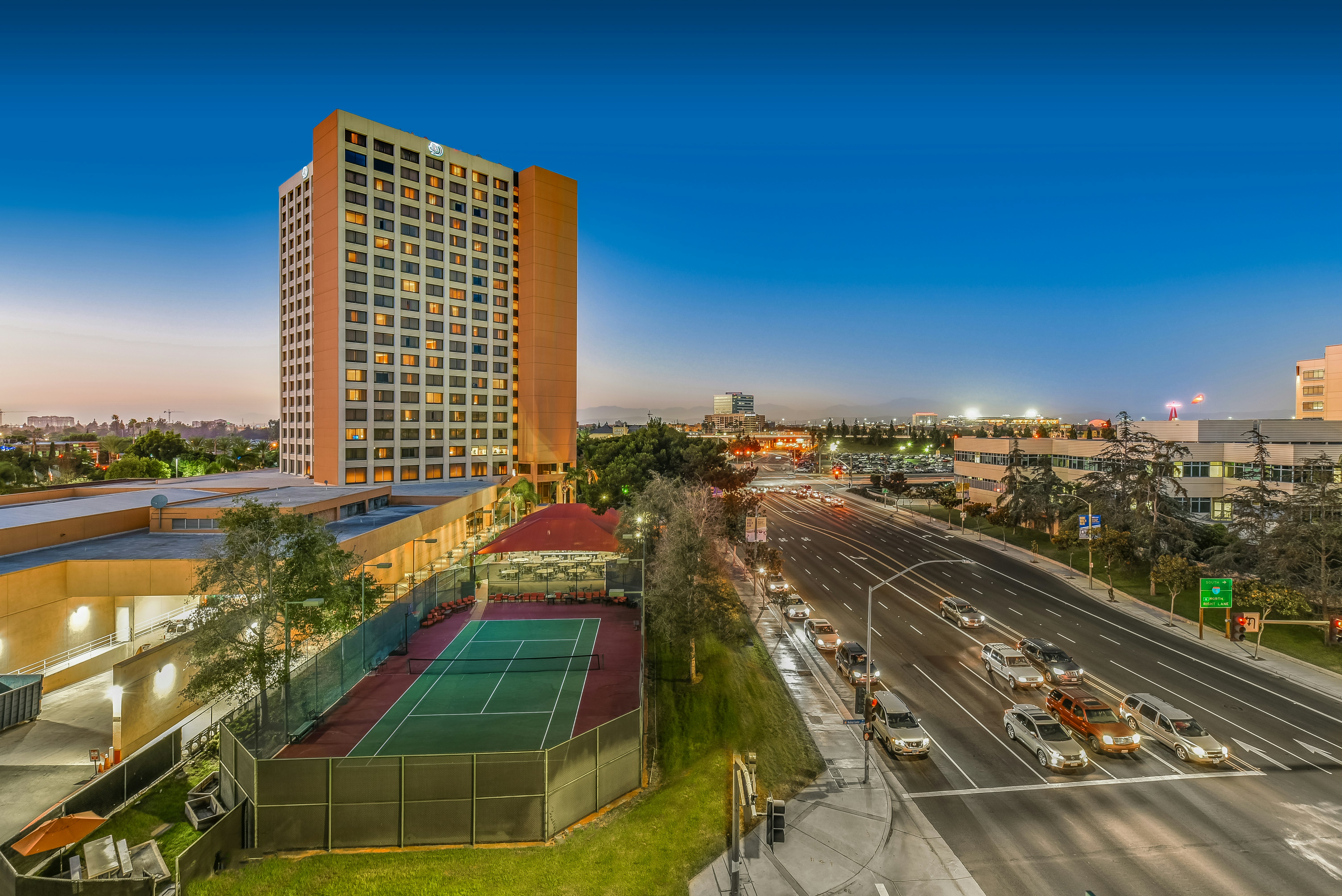 Hotel Fera Anaheim a DoubleTree by Hilton 6/63