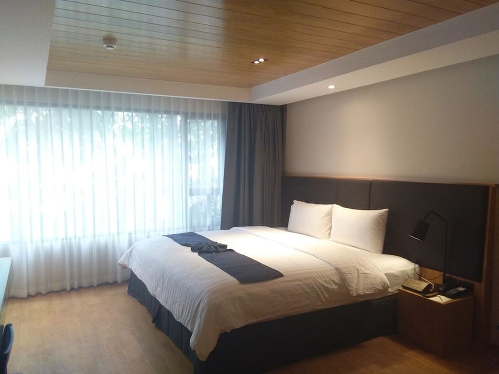 Asana Hotel & Residence 27/51