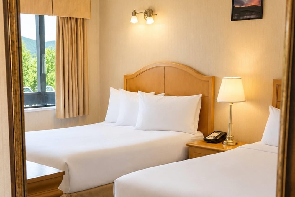 Travelodge by Wyndham Chetwynd 23/42