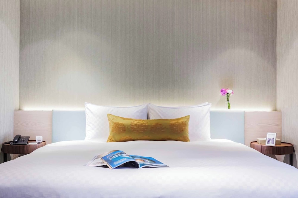 Pacific Business Hotel 18/70