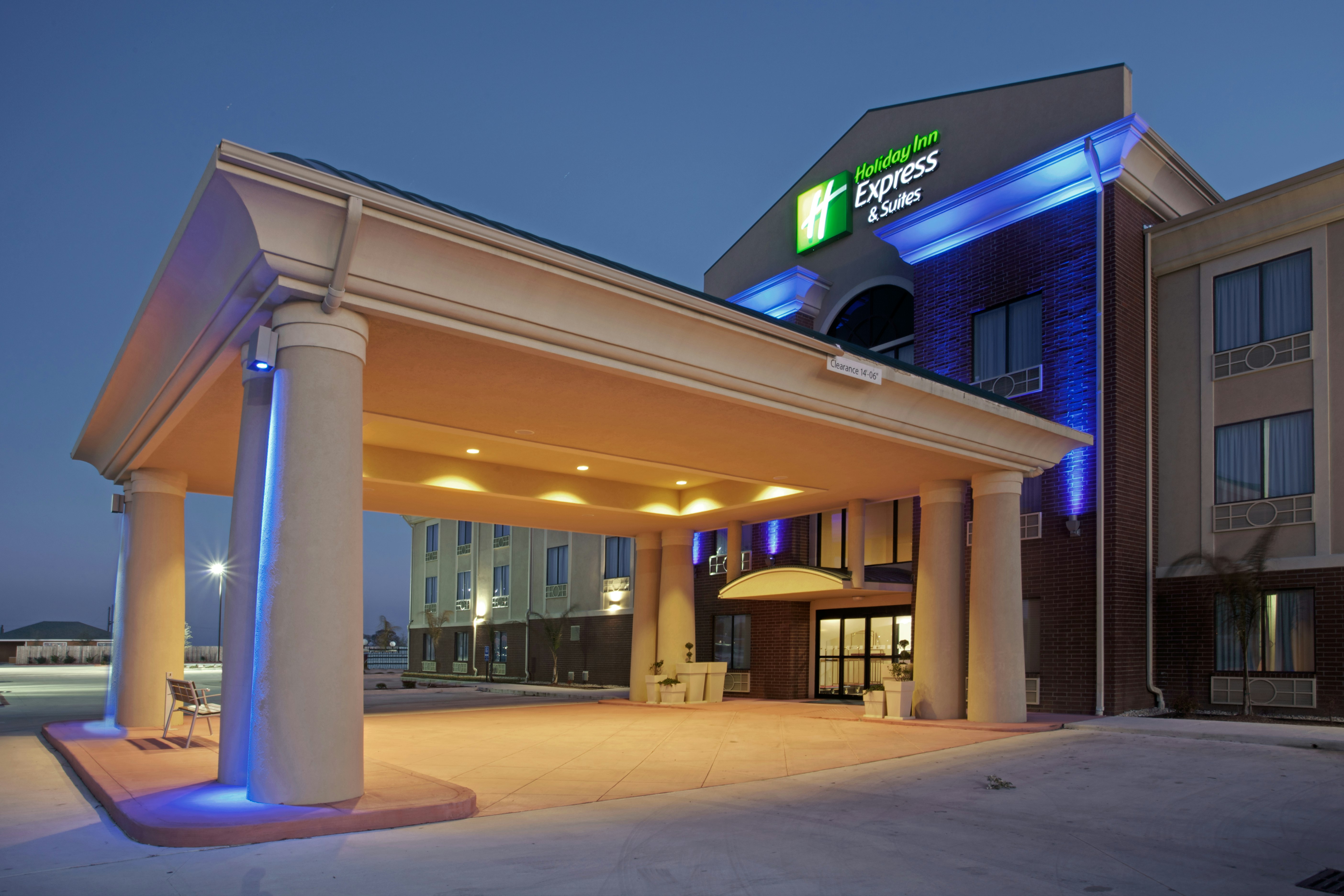 Holiday Inn Express & Suites Waller - Prairie View 2/54