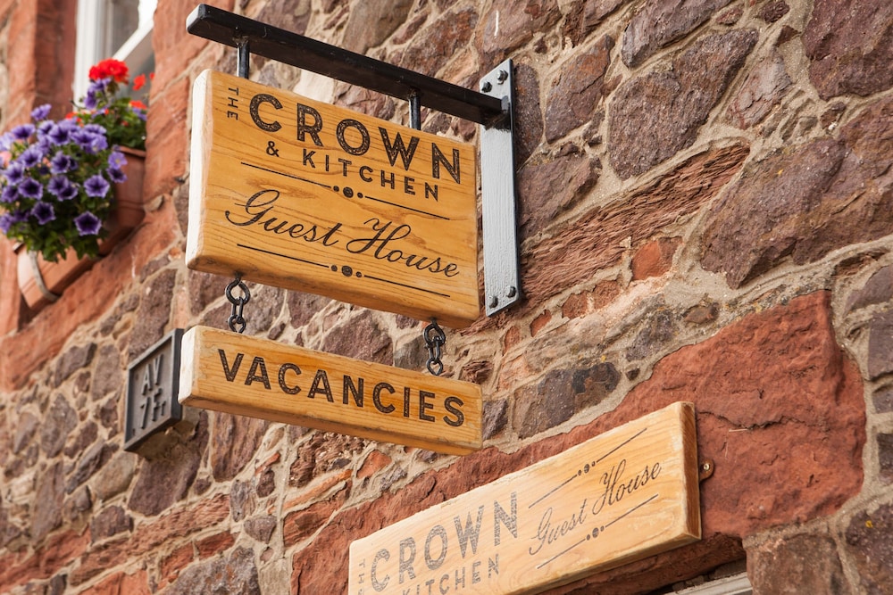 The Crown & Kitchen 3/48