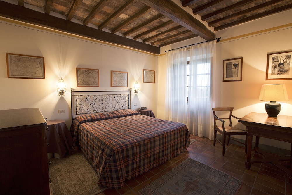 Borgo San Pietro 26/78