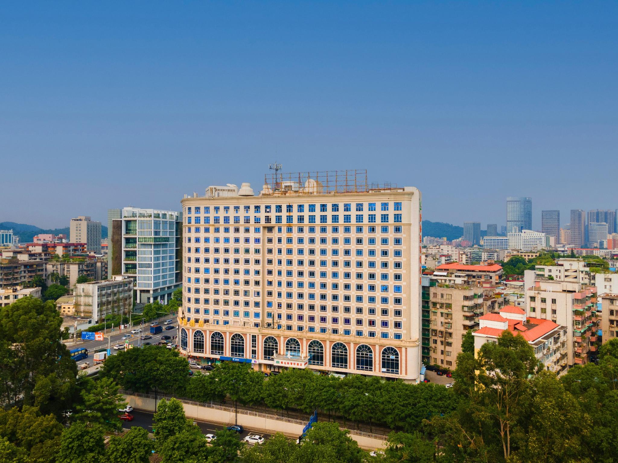 Vienna Hotel Guangzhou Shaheding Metro Station Branch 5/48