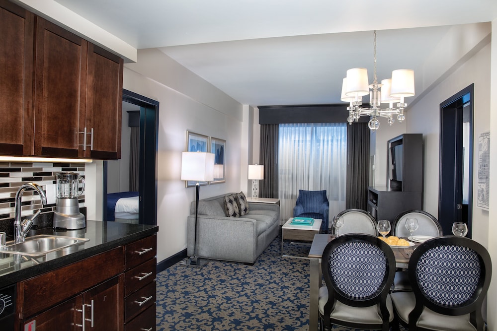 Club Wyndham Canterbury at San Francisco 41/56
