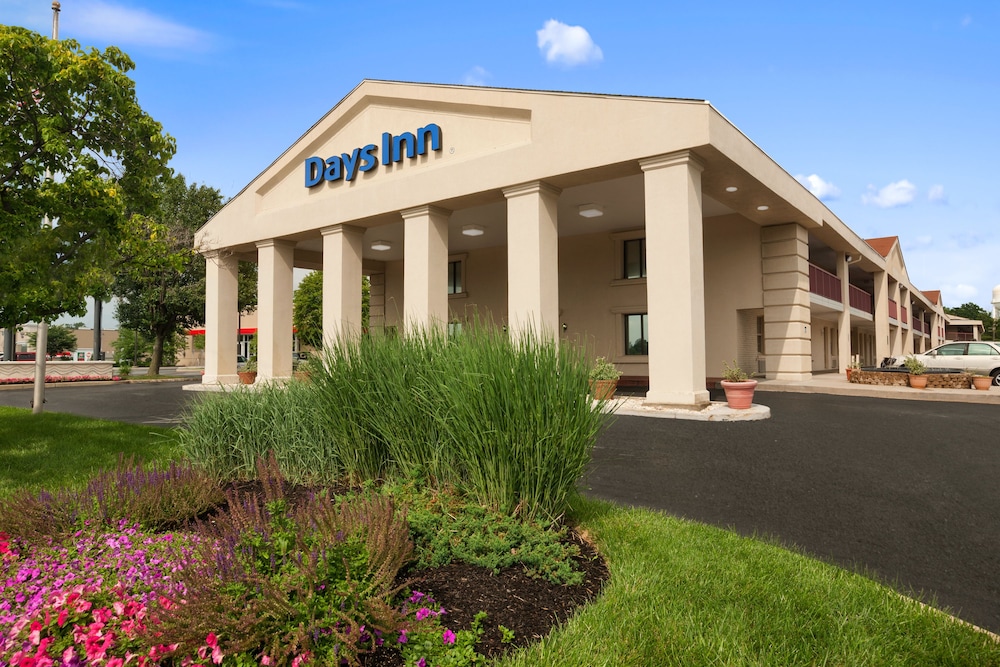 Days Inn by Wyndham Wilmington Brandywine 32/33