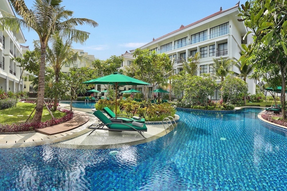 Bali Nusa Dua Hotel 54/63
