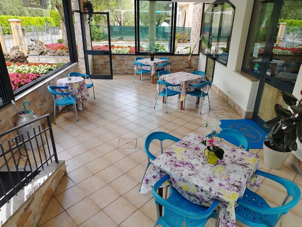 Hotel Fiordaliso 44/64