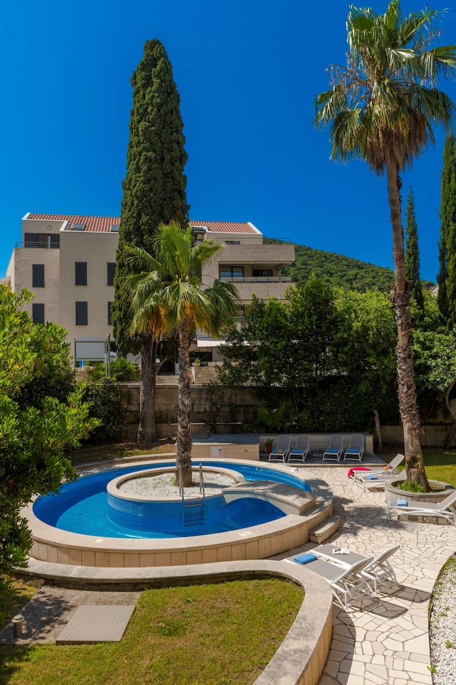 Boutique Villa Filaus 63/73