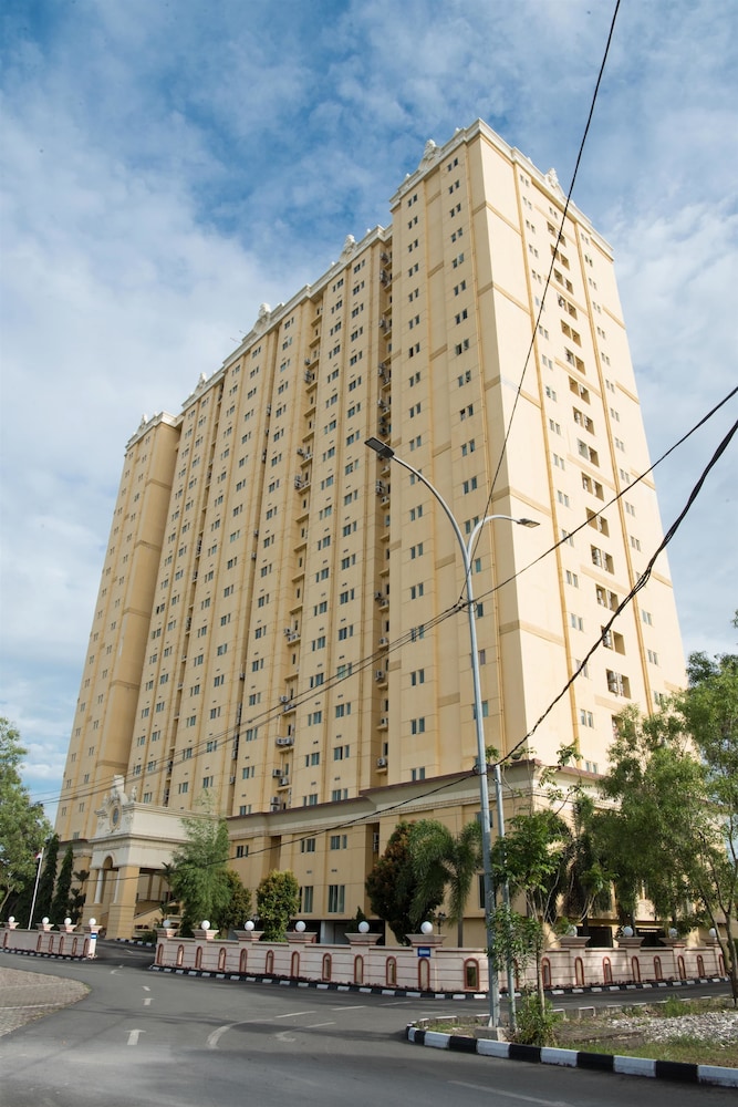 Apartment Queen Victoria Batam photo1