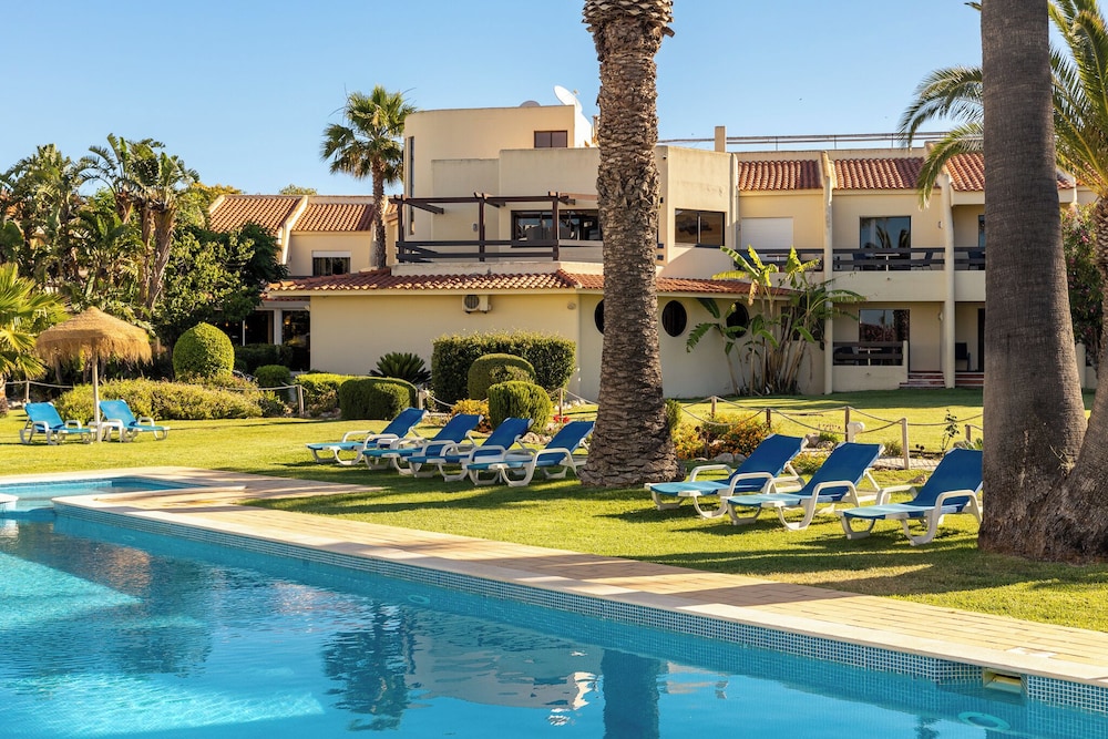 Praia Da Lota Resort Apartments 11/85