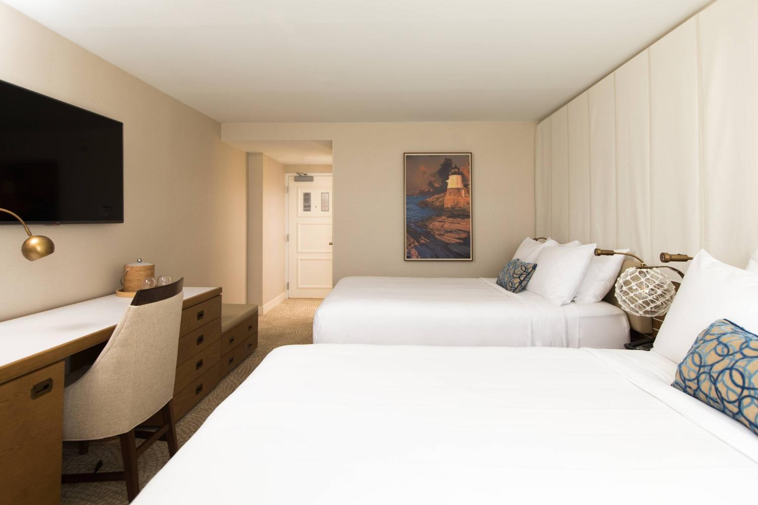 Interior, Atrium, 2 Queen Beds, Balcony, Accessible