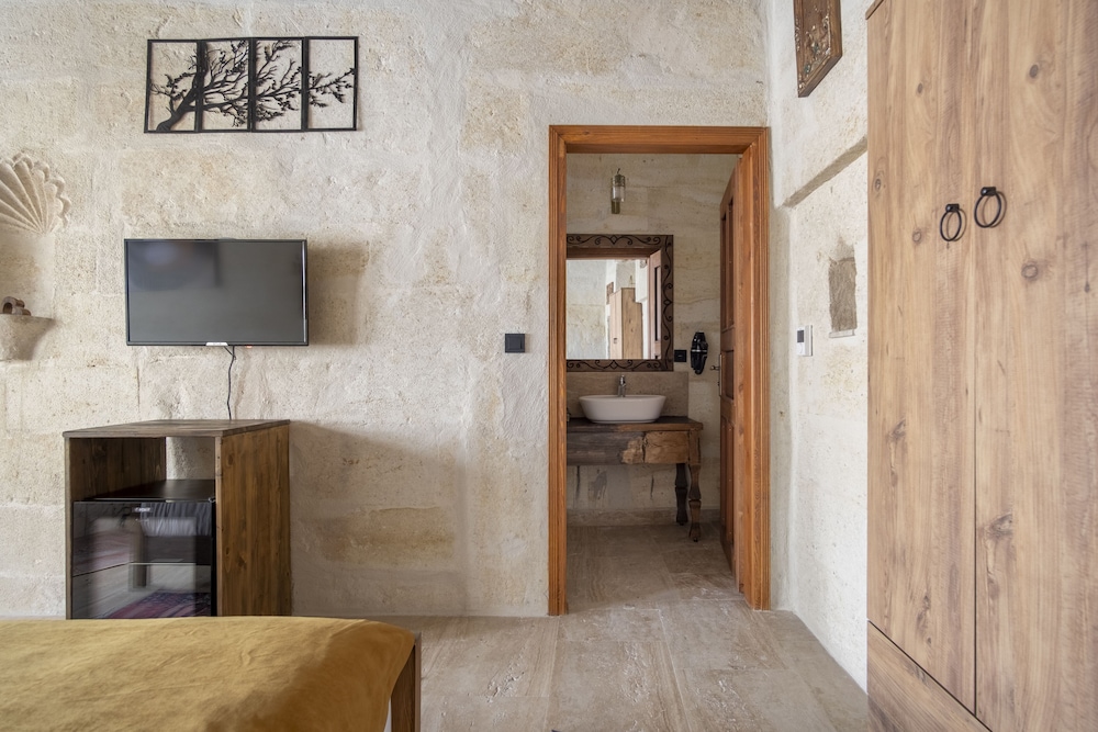 Uzay Cave Suites 9/50