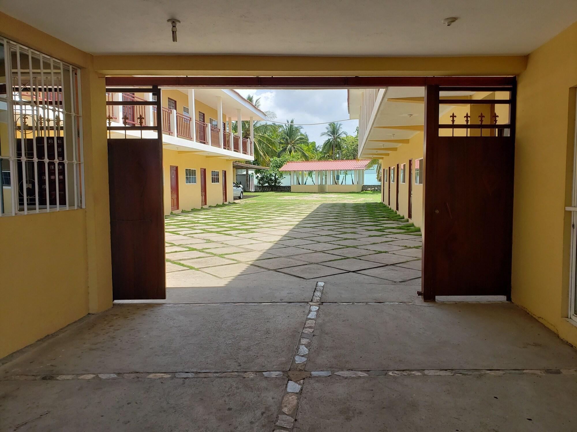 Tortuga Village Hotel 29/40