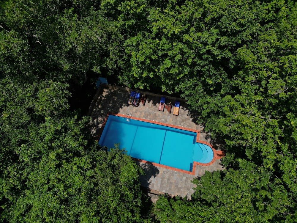 SELOUS KINGA LODGE 23/48