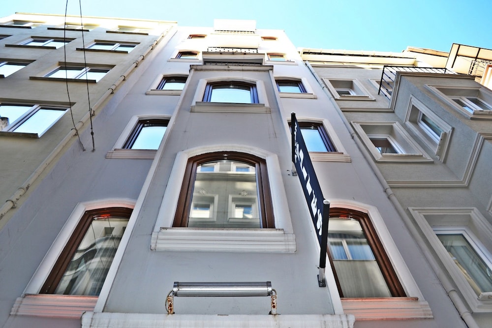 Montena Suite - Adults Only 1/50