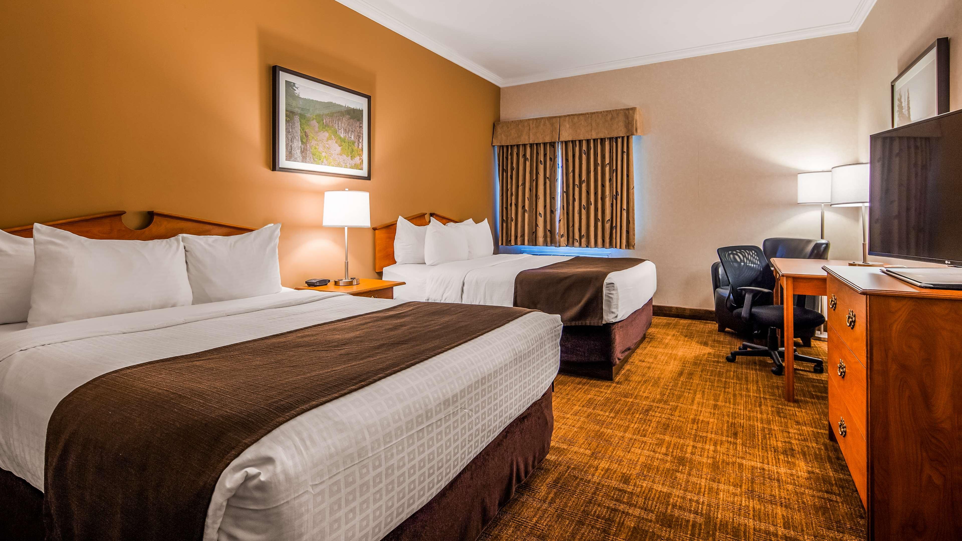 غرفة بزنس بسريرين كوين، Best Western Thunder Bay Crossroads 4/8