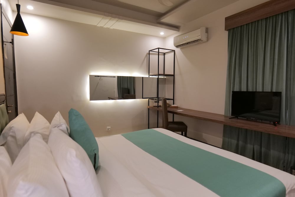 Xefan Hotel and Suites 21/59