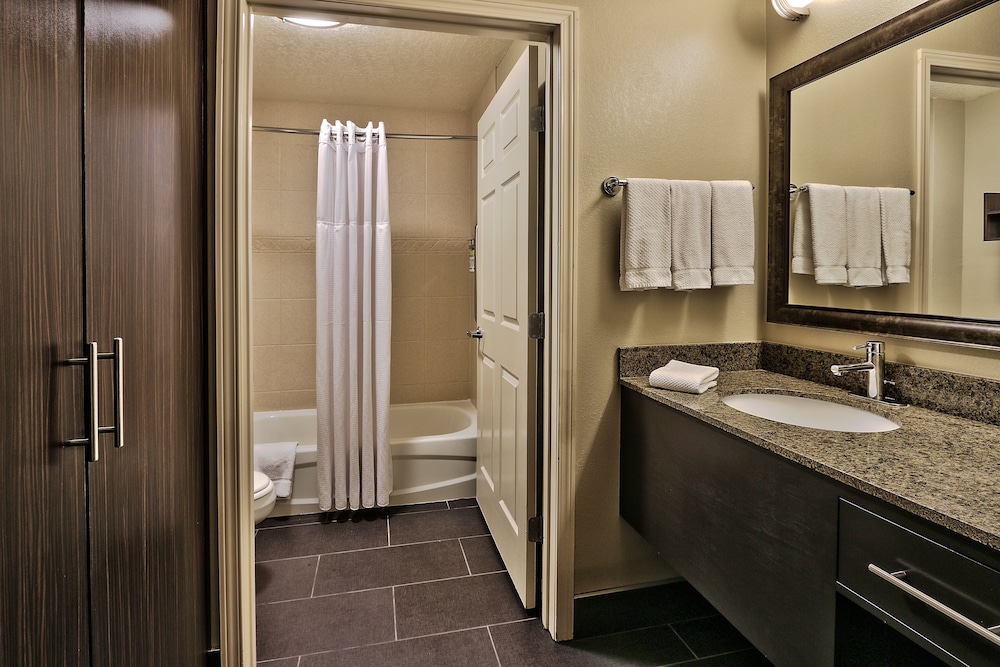 Staybridge Suites Albuquerque North 35/78