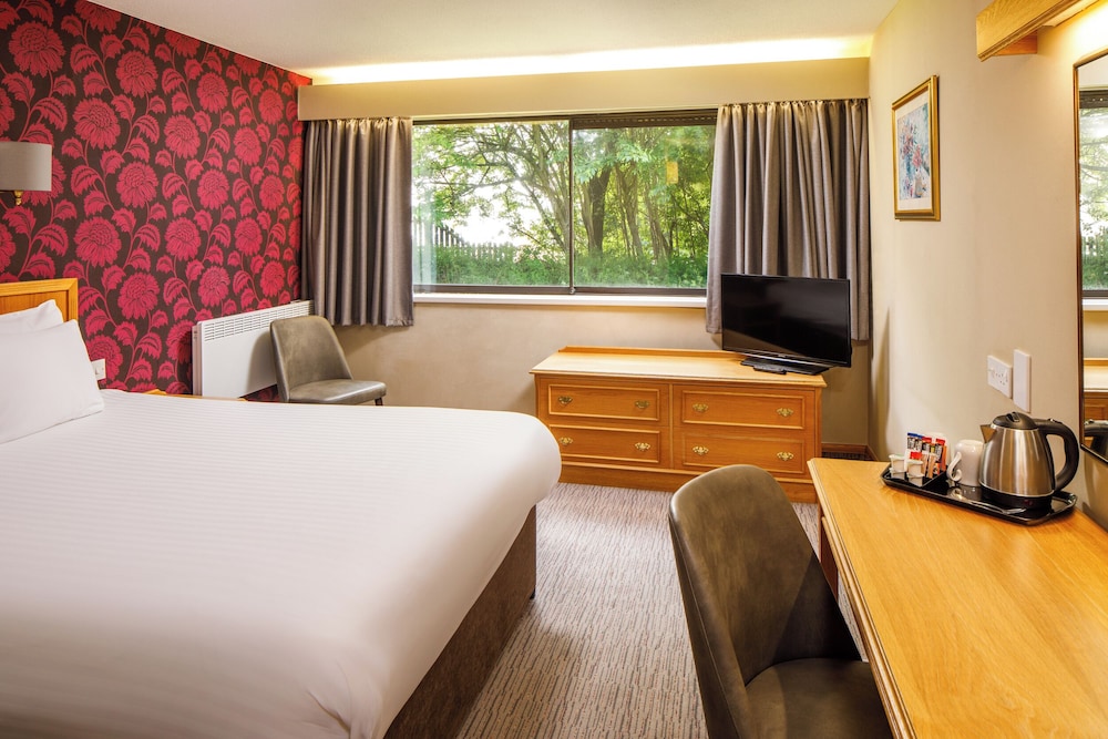 Mercure Livingston Hotel 16/71