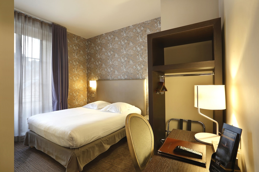 Hotel De Paris 27/57