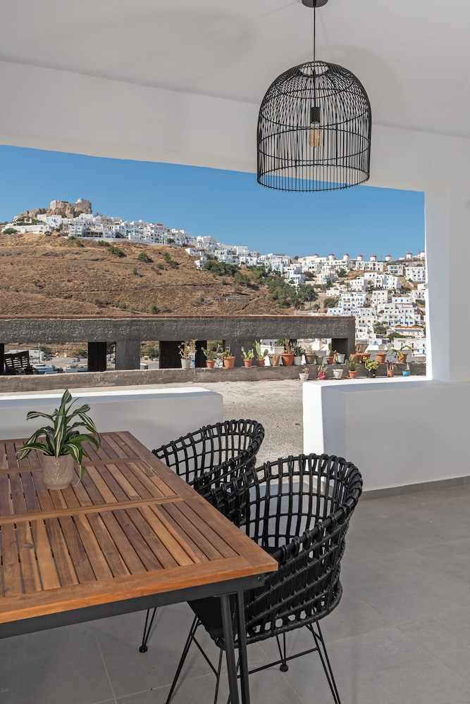 Ixthioessa Hotel 38/53