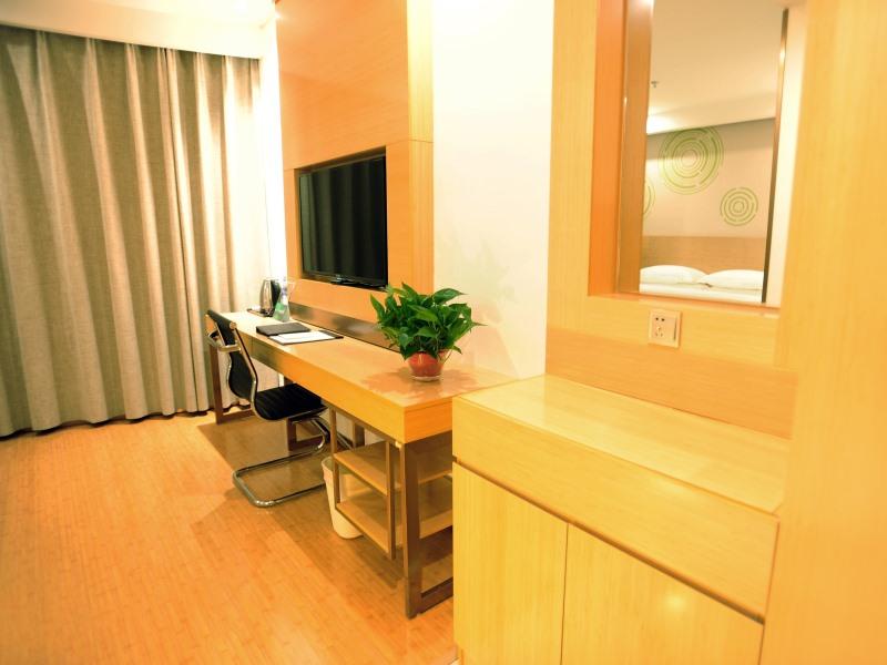GreenTree Inn Baoding Qingyuan District Jianshe North Road Express Hotel 27/40