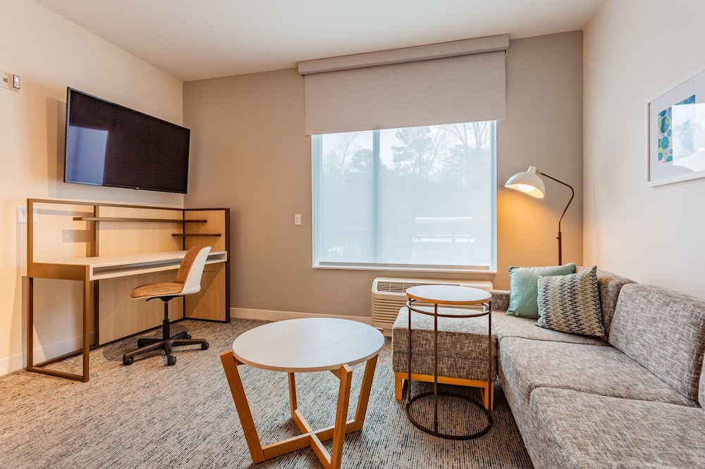TownePlace Suites by Marriott Raleigh-University Area 38/50
