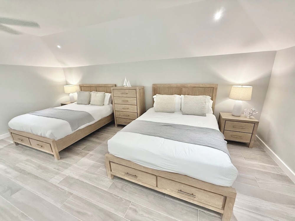 4 BEDROOMS, SIGNATURE, VILLA, MARINA VIEW, POOL ACCESS