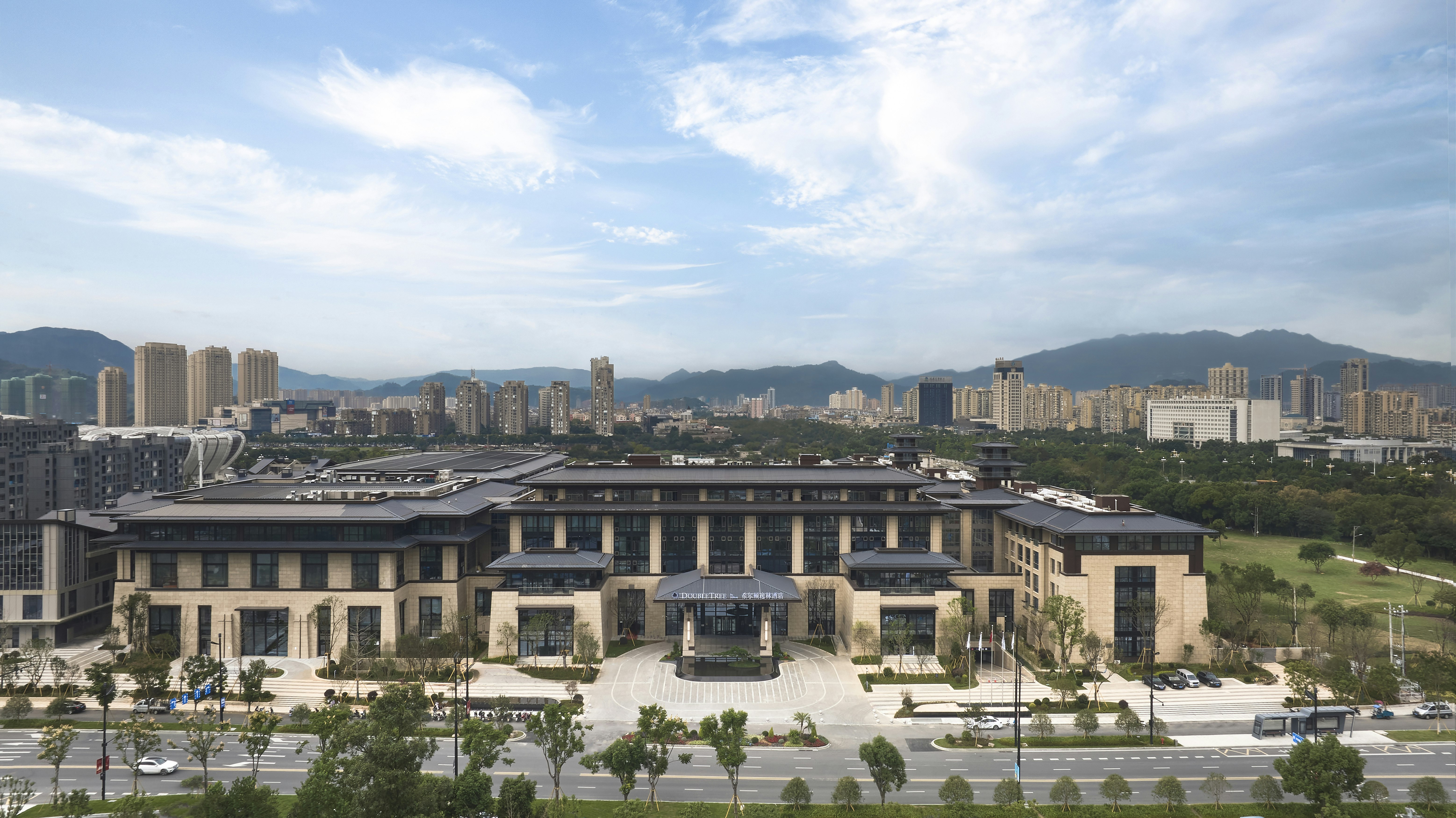 DoubleTree by Hilton Cangnan 4/48