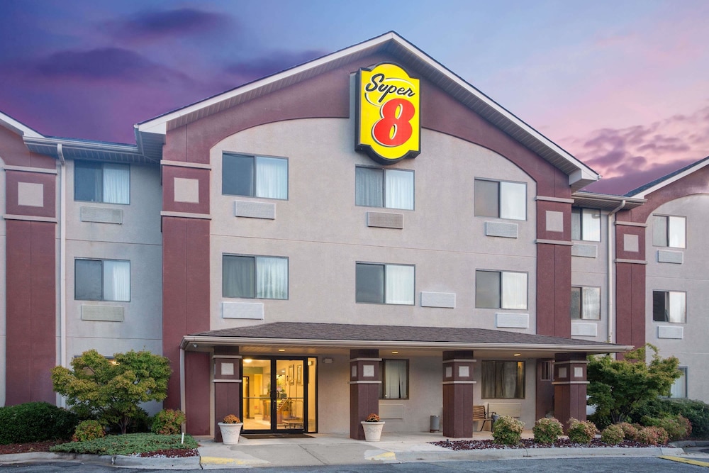 Super 8 By Wyndham Lynchburg Va 2/37