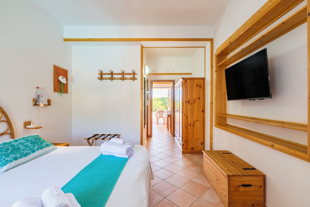 2 BEDROOMS, APARTMENT, SEA VIEW