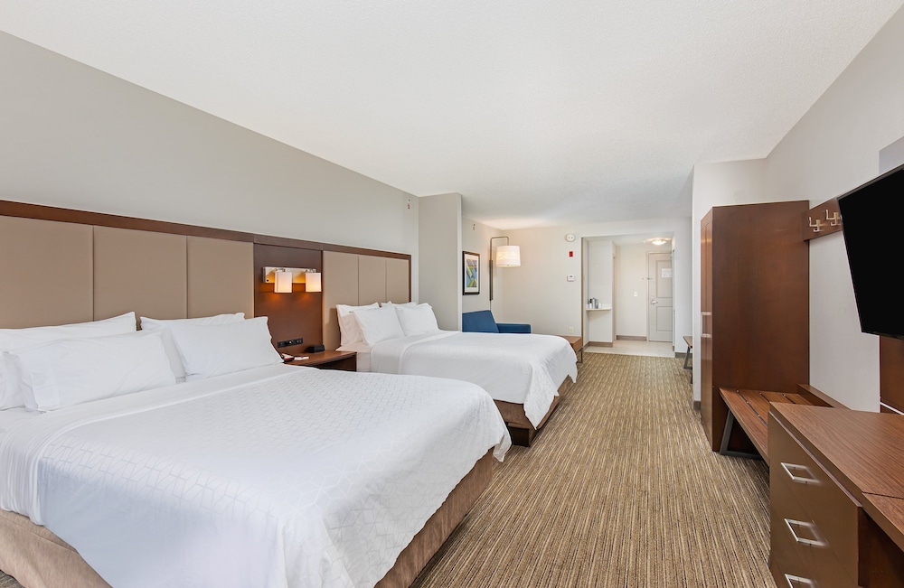 1 Bedroom, Suite, 2 Queen Beds