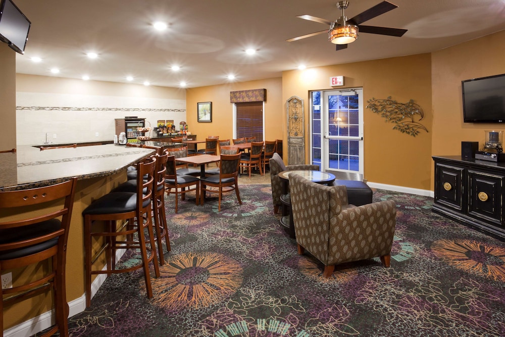 GrandStay Residential Suites Hotel- Saint Cloud 28/45
