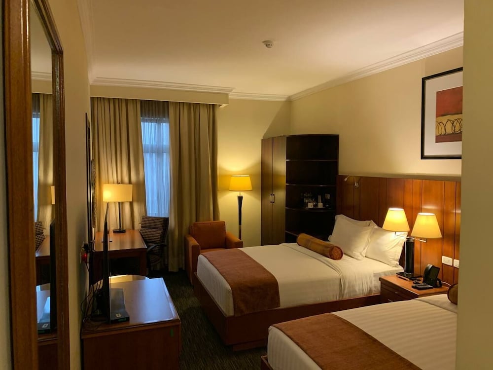 The Hub Hotel 13/42