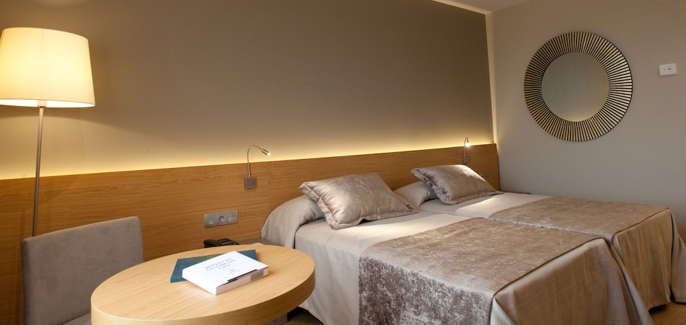 Hotel M A Sevilla Congresos 43/73