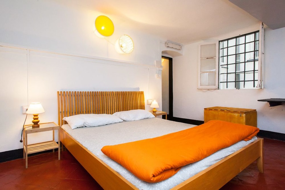 Ostellin Genova Hostel 5/28