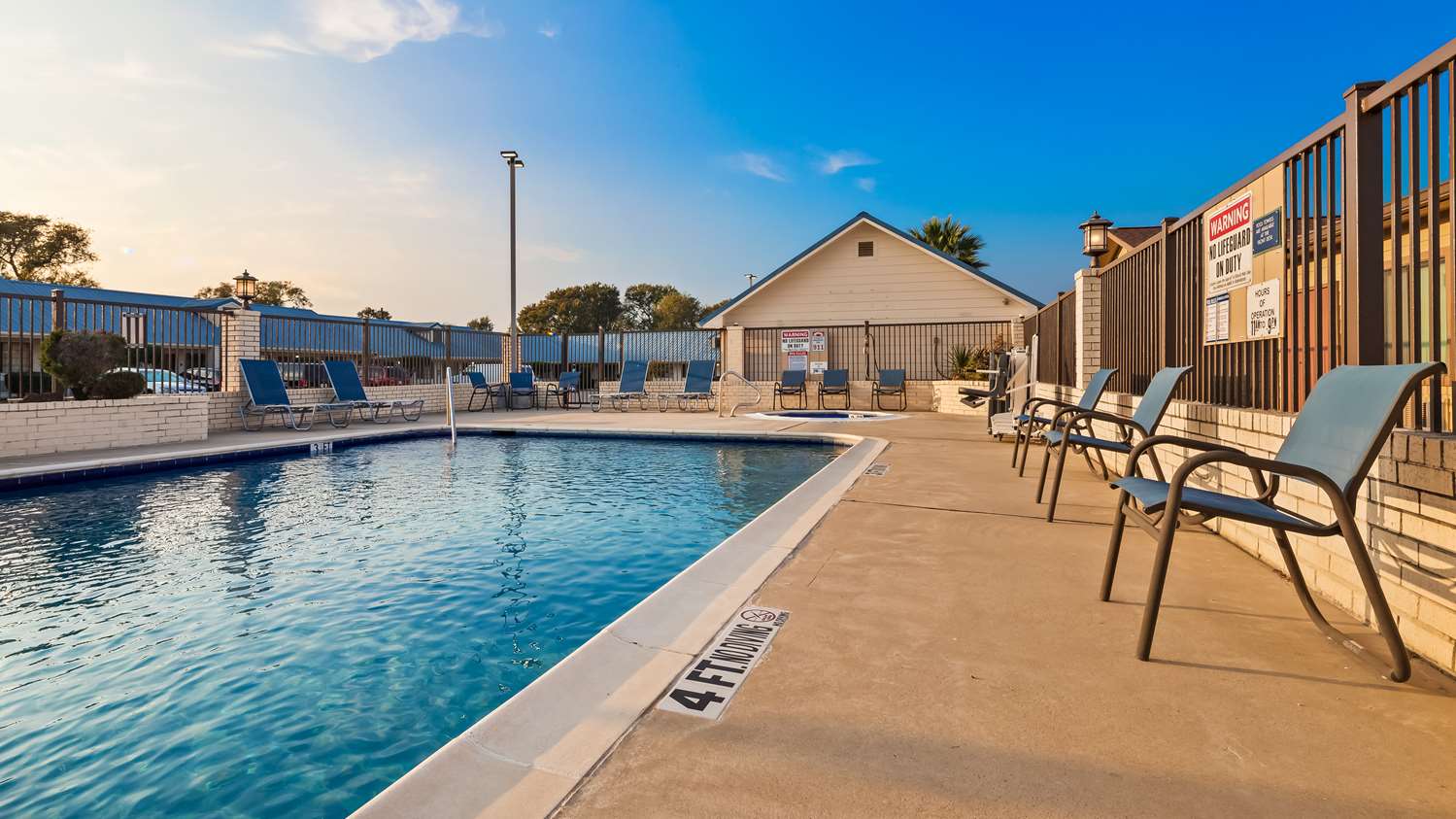 Best Western Regency Inn and Suites 22/22
