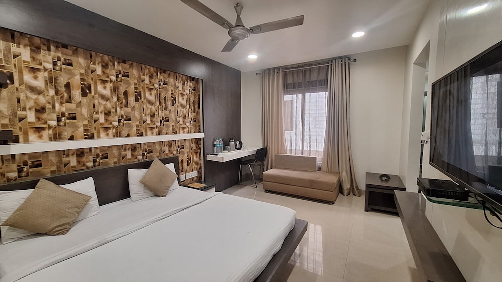 HOTEL ALANKAR PALACE 8/24