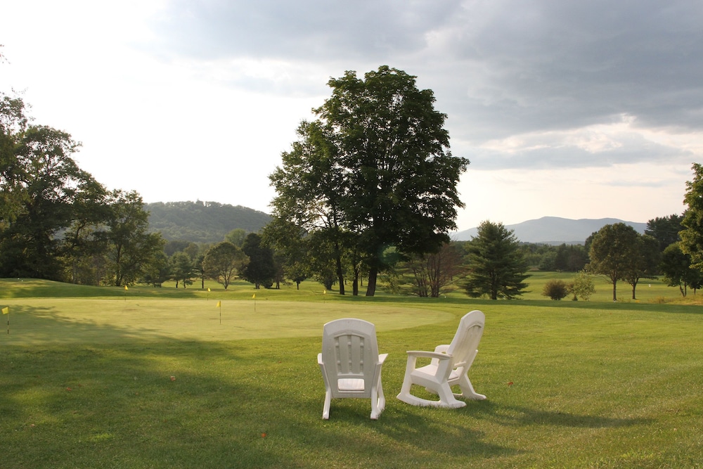 Cold Spring Resort 51/64