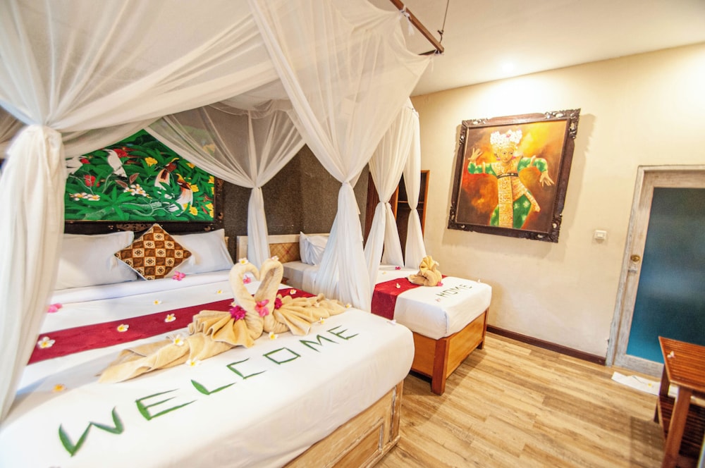 HONEYMOON, SUITE