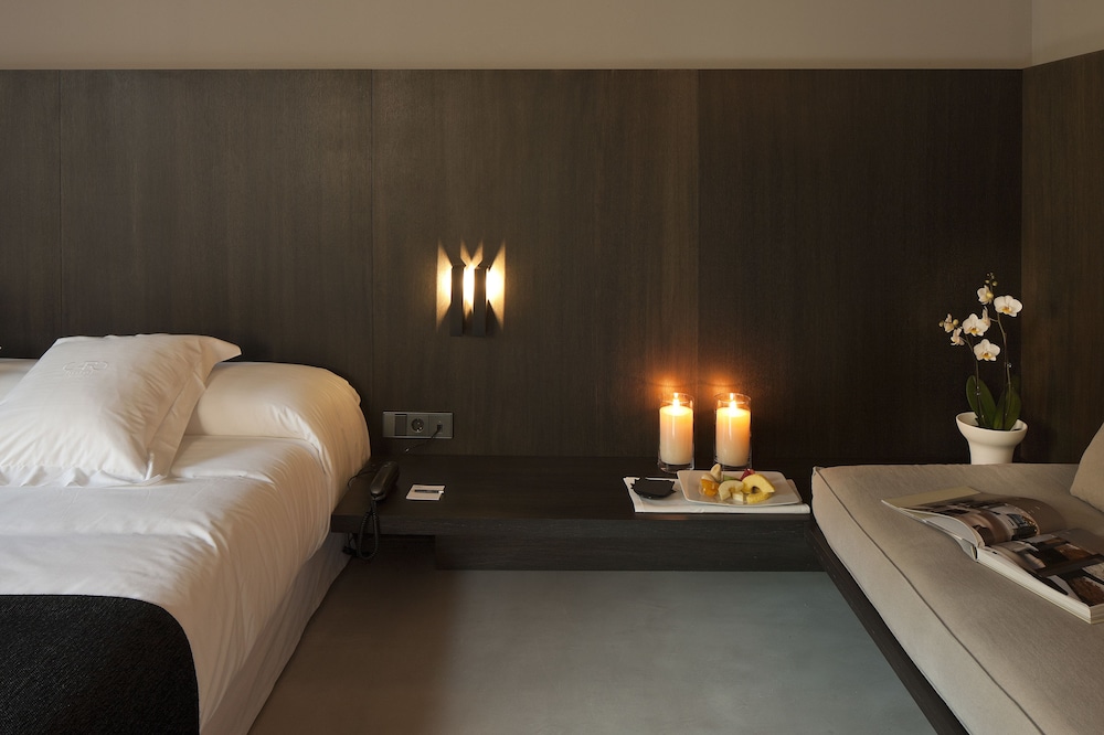 CARO HOTEL 44/71